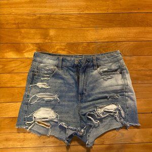 American Eagle Mom Short